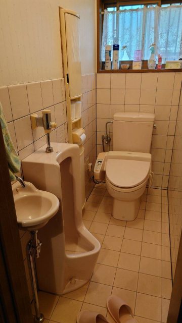 トイレ取替工事　施工前